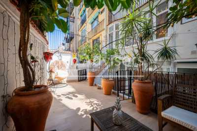 Apartment For Sale in Barcelona, Spain