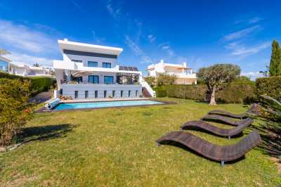 Villa For Sale in Albardeira, Portugal