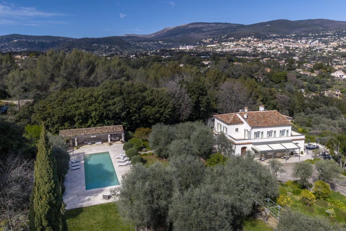 Picture of Villa For Sale in Grasse, Cote d'Azur, France