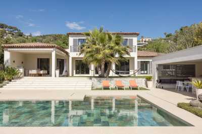 Villa For Sale in Saint Paul de Vence, France