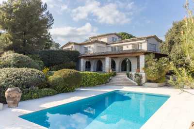 Villa For Sale in Saint Paul de Vence, France