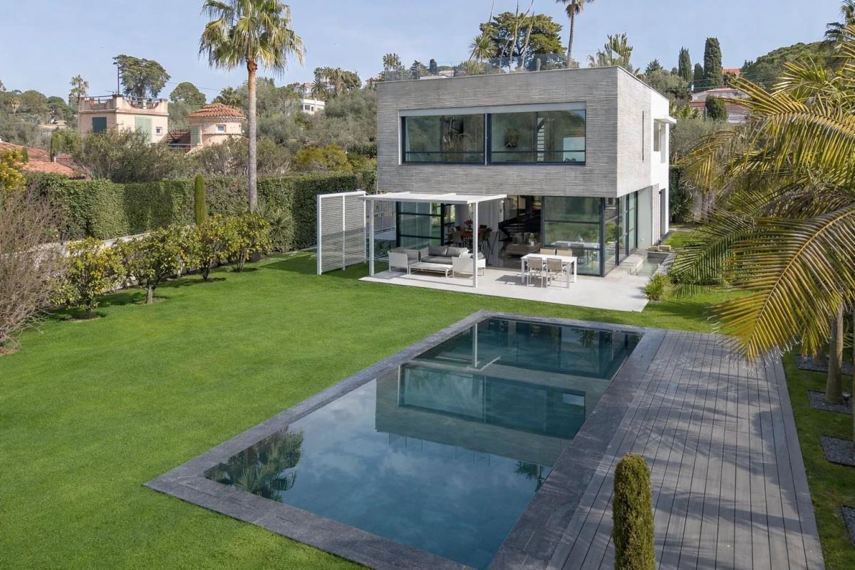 Picture of Villa For Sale in Antibes, Cote d'Azur, France