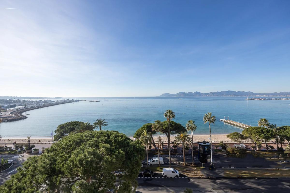 Picture of Apartment For Sale in Cannes, Cote d'Azur, France