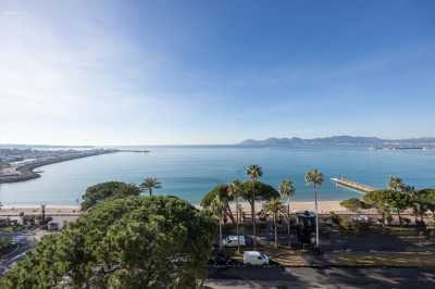 Apartment For Sale in Cannes, France