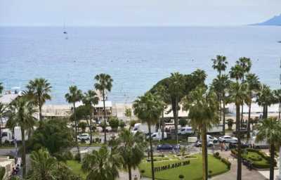 Apartment For Sale in 