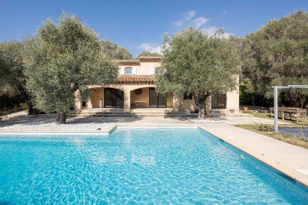 Picture of Villa For Sale in Mougins, Cote d'Azur, France