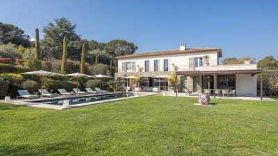 Villa For Sale in 