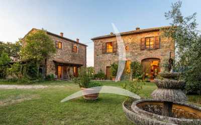Home For Sale in Lucignano, Italy