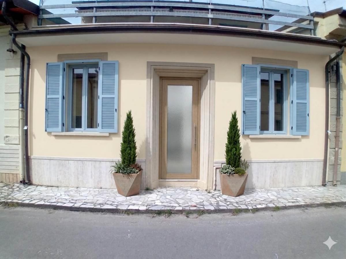 Picture of Home For Sale in Pietrasanta, Tuscany, Italy