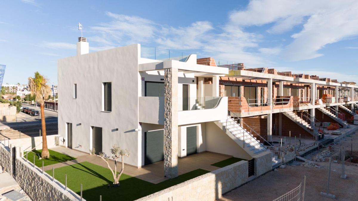 Picture of Villa For Sale in Pilar De La Horadada, Alicante, Spain