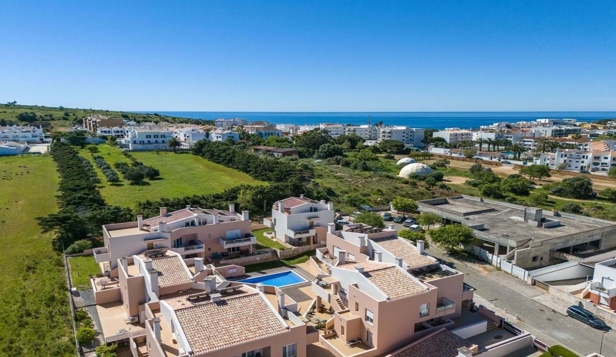 Picture of Apartment For Sale in Burgau, Algarve, Portugal