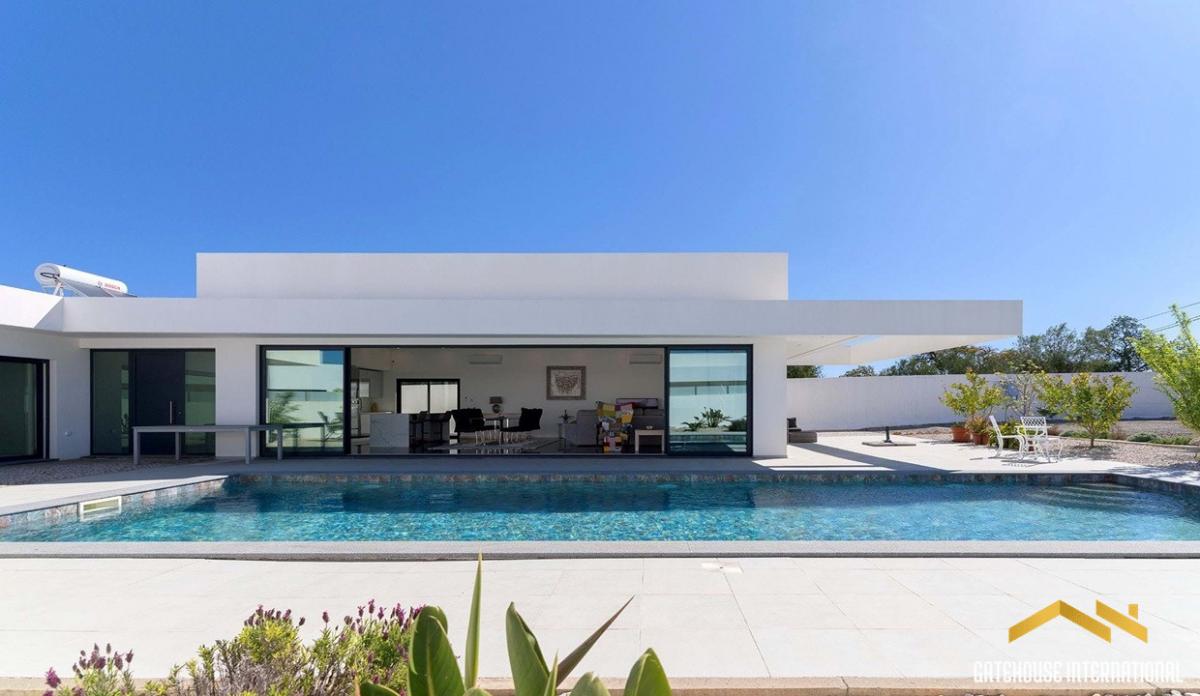 Picture of Villa For Sale in Sao Bras de Alportel, Faro, Portugal