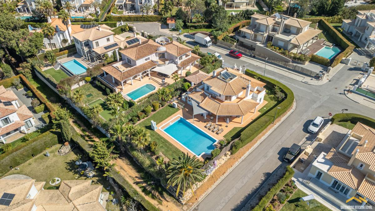Picture of Villa For Sale in Vilamoura, Algarve, Portugal
