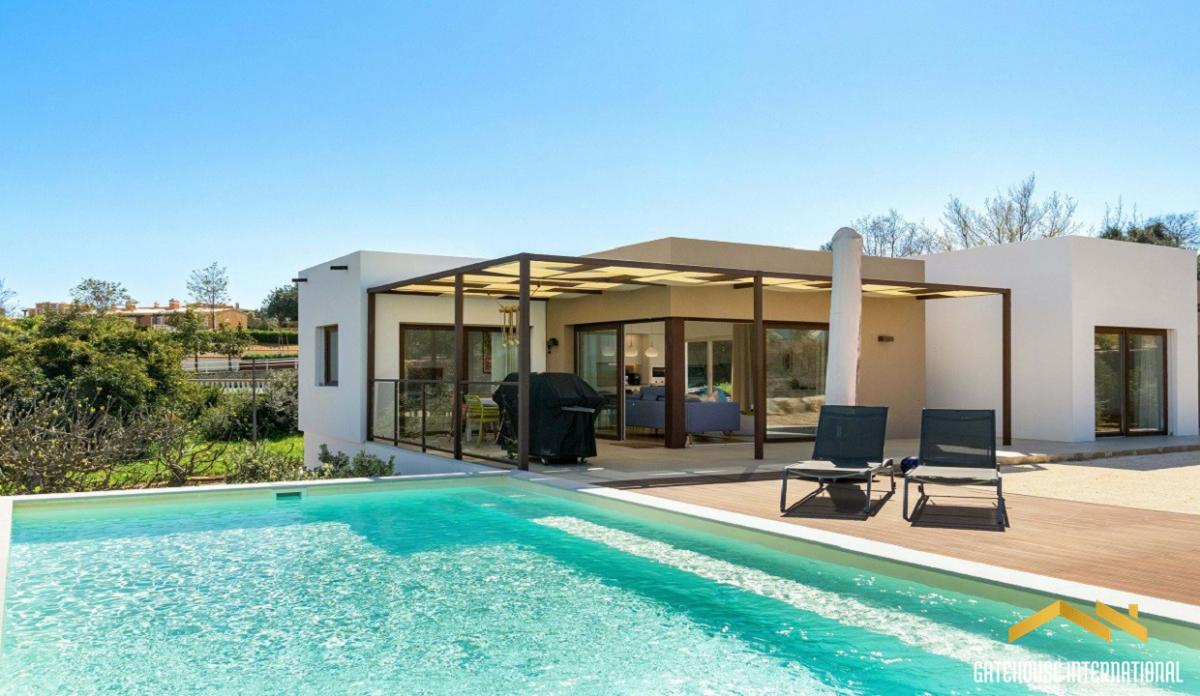 Picture of Villa For Sale in Carvoeiro, Faro, Portugal