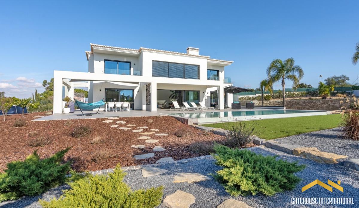 Picture of Villa For Sale in Carvoeiro, Faro, Portugal