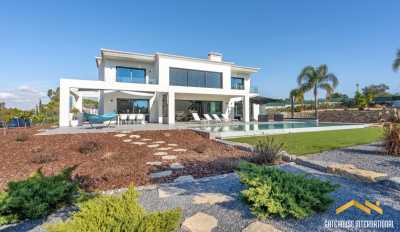 Villa For Sale in