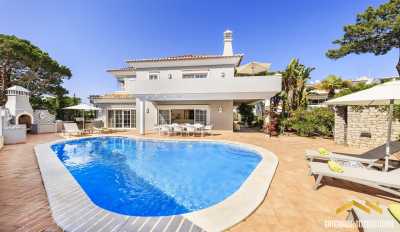 Villa For Sale in Almancil, Portugal