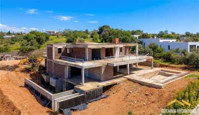 Villa For Sale in Almancil, Portugal