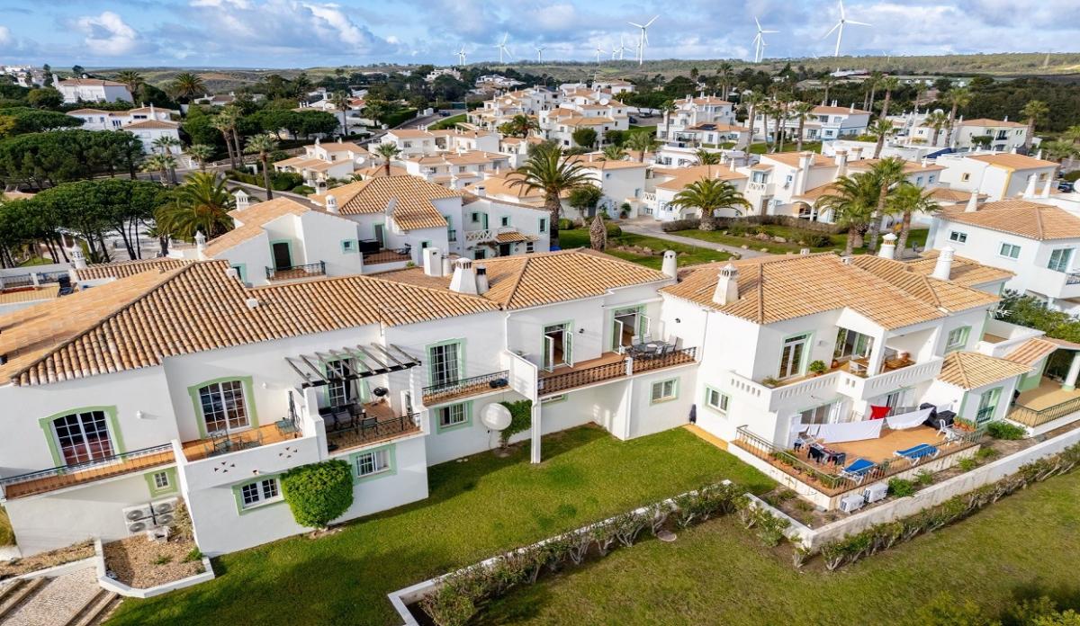 Picture of Home For Sale in Budens, Faro, Portugal