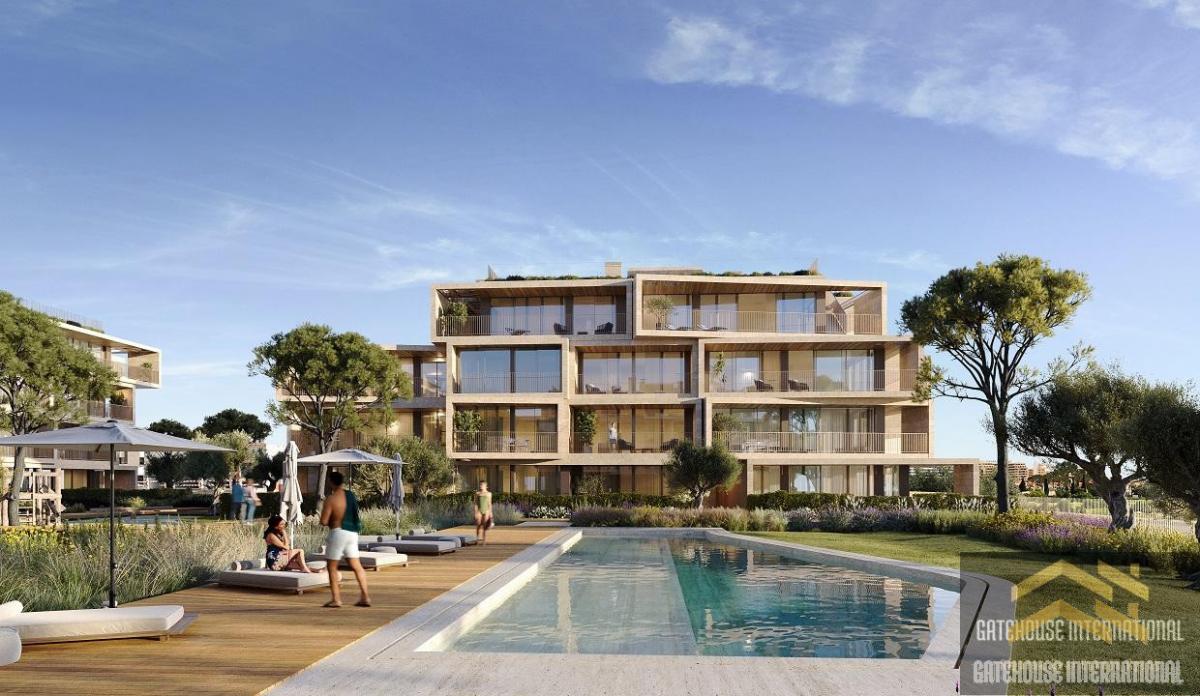 Picture of Apartment For Sale in Vilamoura, Algarve, Portugal