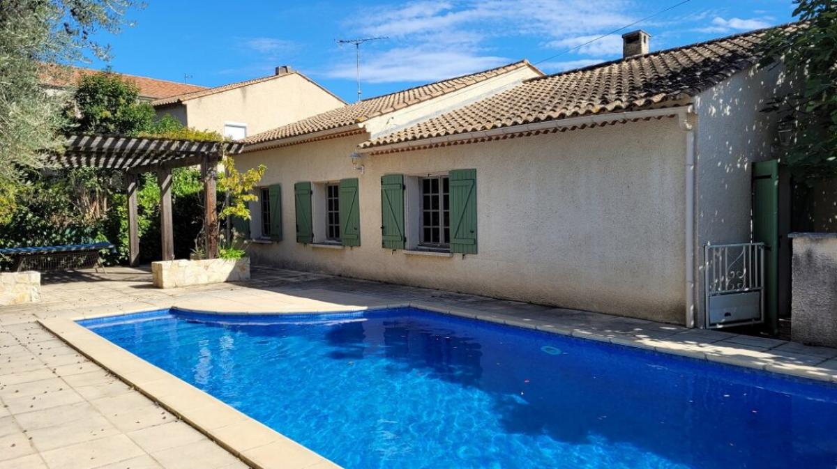 Picture of Home For Sale in Autignac, Languedoc Roussillon, France