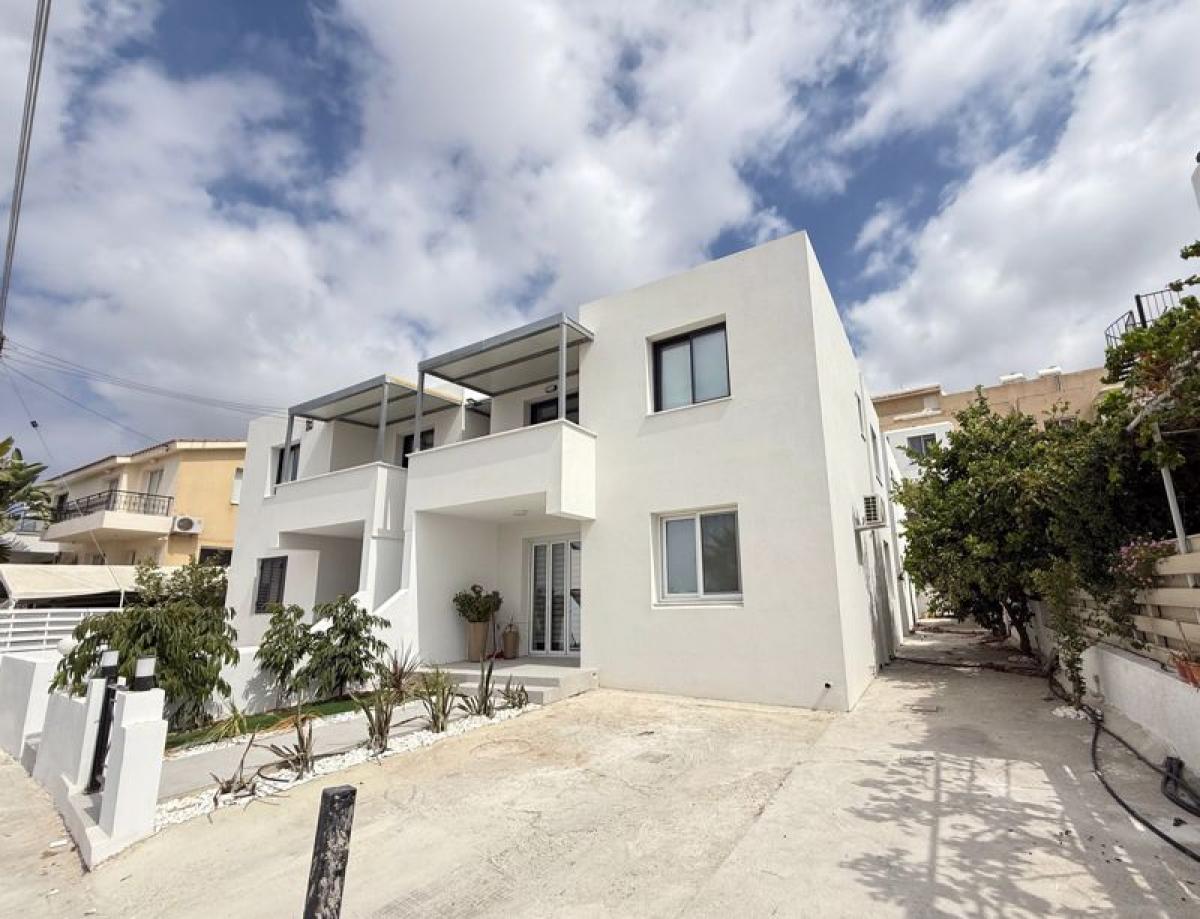 Picture of Apartment For Sale in Anavargos, Paphos, Cyprus