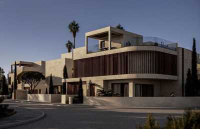 Villa For Sale in 