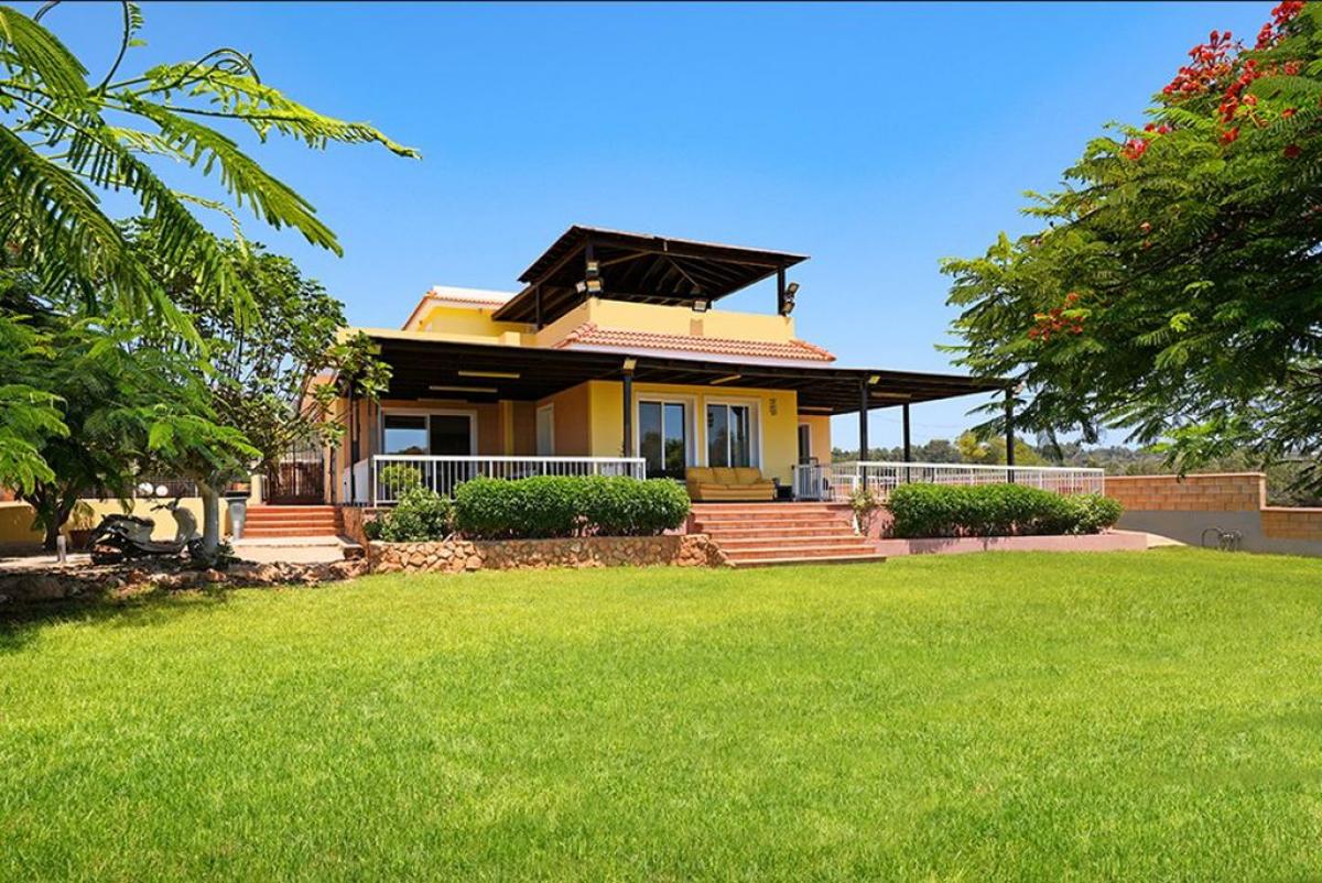 Picture of Villa For Sale in Ayia Napa, Famagusta, Cyprus