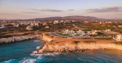 Villa For Sale in 