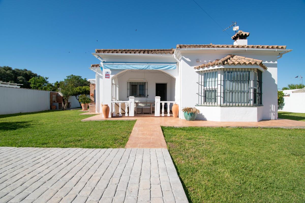 Picture of Villa For Sale in Chiclana, Cadiz, Spain