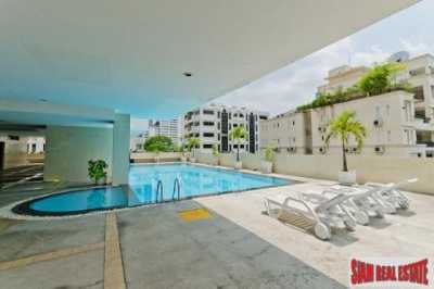Apartment For Sale in Bangkok, Thailand