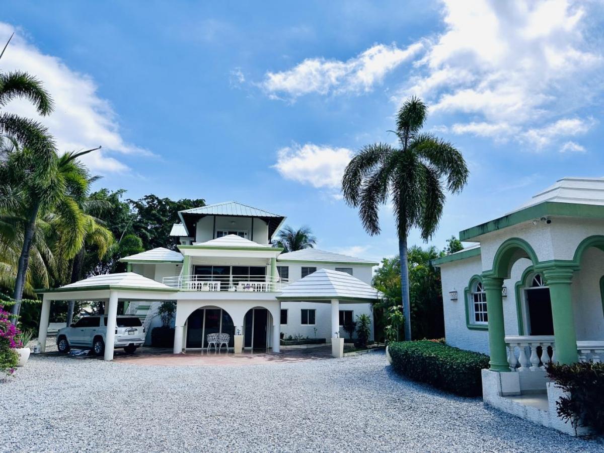 Picture of Home For Sale in Cabrera, Maria Trinidad Sanchez, Dominican Republic