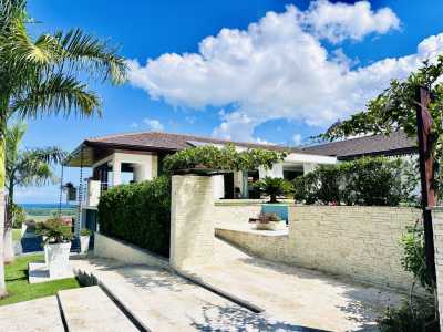 Villa For Sale in