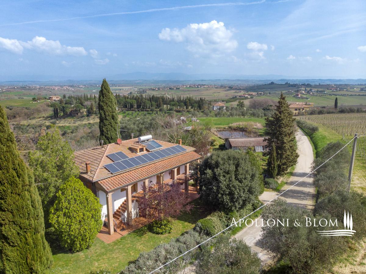Picture of Home For Sale in Montepulciano, Tuscany, Italy