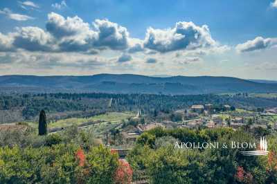 Apartment For Sale in Montegabbione, Italy