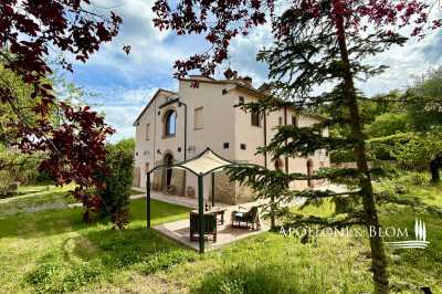 Villa For Sale in Sarteano, Italy