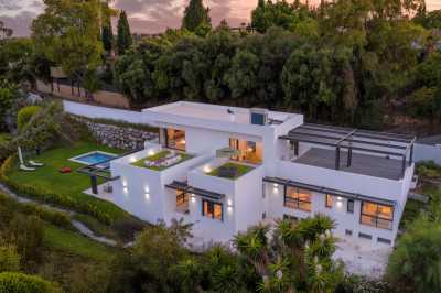 Villa For Sale in Benahavis, Spain