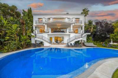 Villa For Sale in