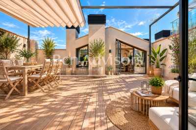 Home For Sale in Barcelona, Spain