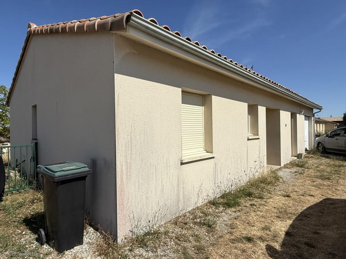 Picture of Home For Sale in Verteuil Sur Charente, Poitou Charentes, France