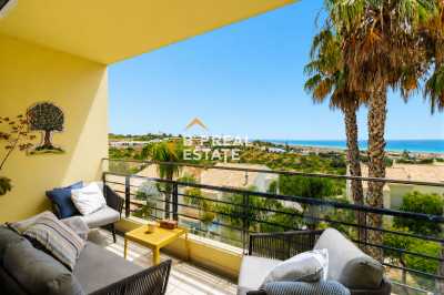 Apartment For Sale in Meia Praia, Portugal