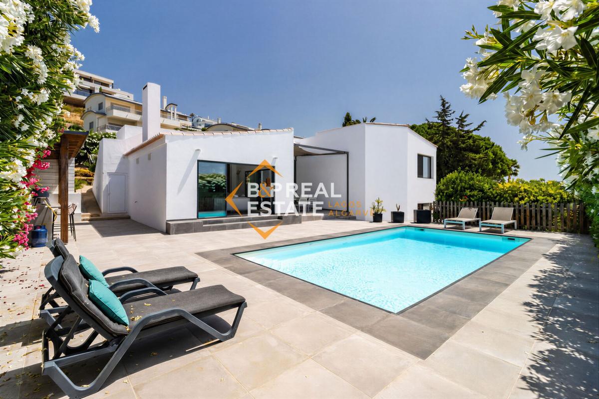 Picture of Villa For Sale in Burgau, Algarve, Portugal