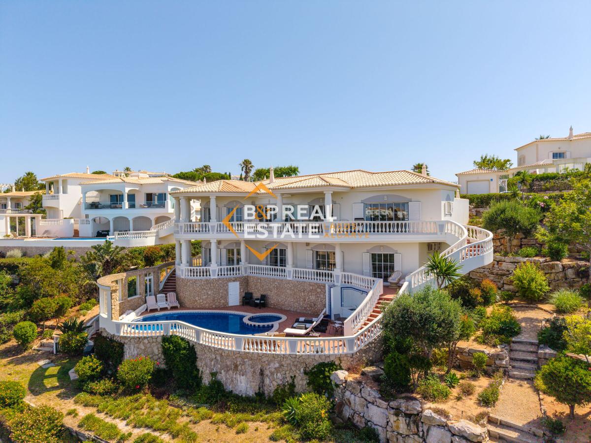 Picture of Villa For Sale in Budens, Faro, Portugal