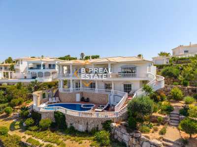 Villa For Sale in Budens, Portugal