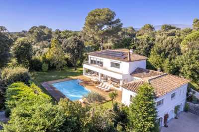 Villa For Sale in 