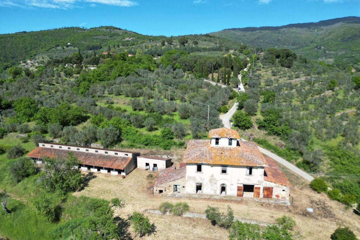 Picture of Home For Sale in Cortona, Cote d'Azur, France