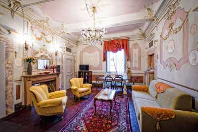 Home For Sale in Cortona, France