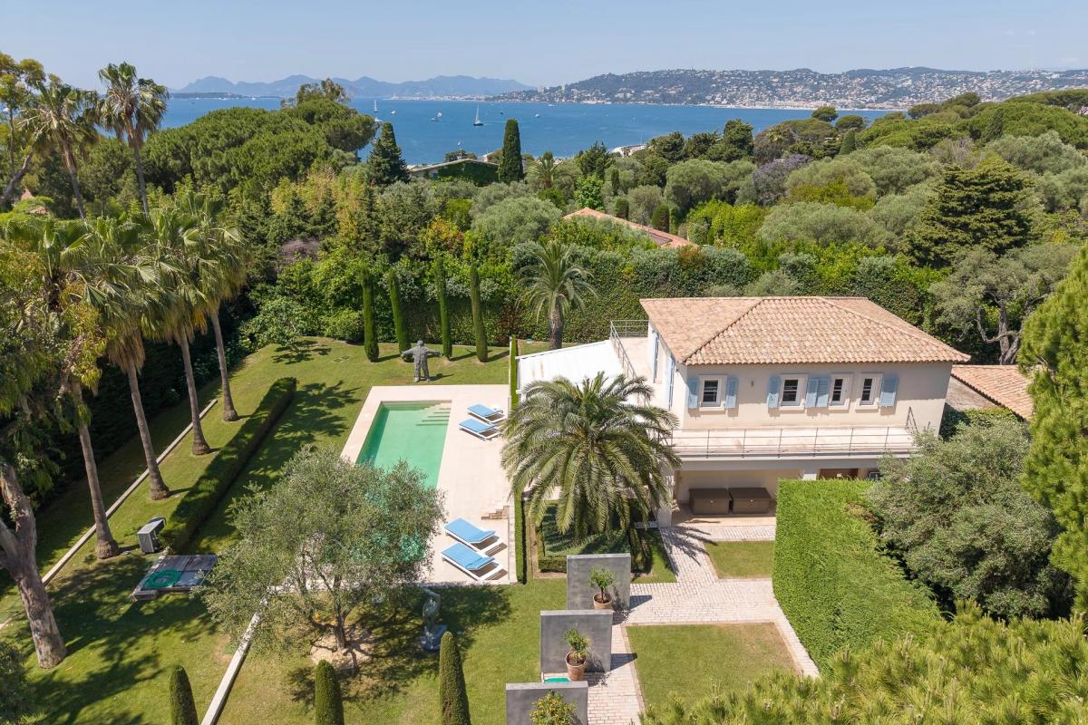 Picture of Villa For Sale in Antibes, Cote d'Azur, France