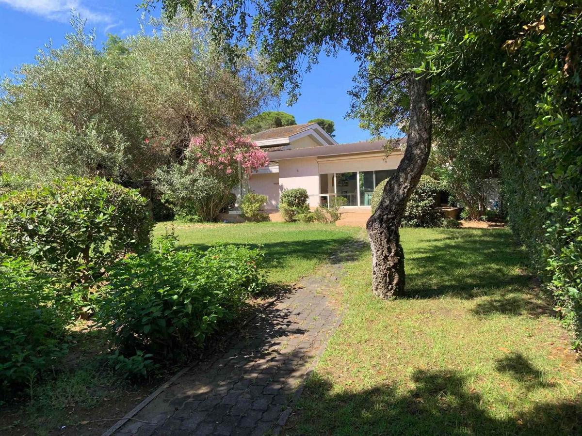 Picture of Villa For Sale in Castiglione Della Pescaia, Tuscany, Italy