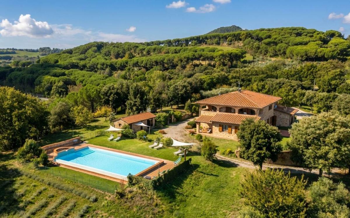 Picture of Home For Sale in Montepulciano, Tuscany, Italy